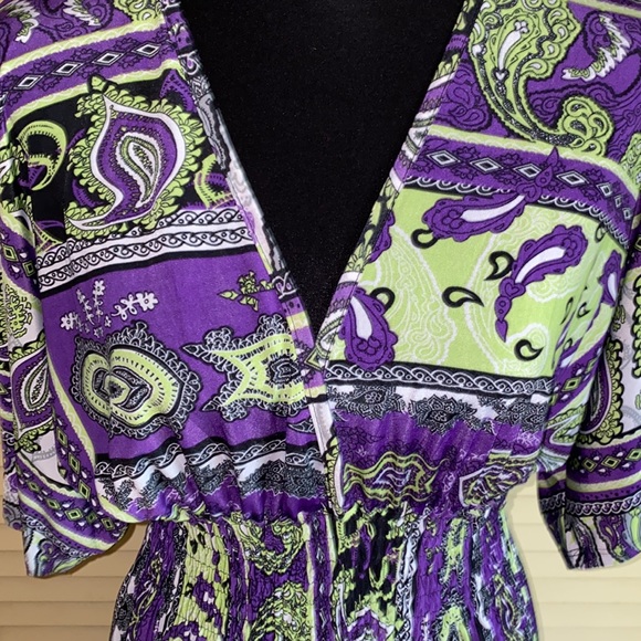 Purple paisley crossover top maxi dress with back opening - Size 1X - Picture 6 of 11